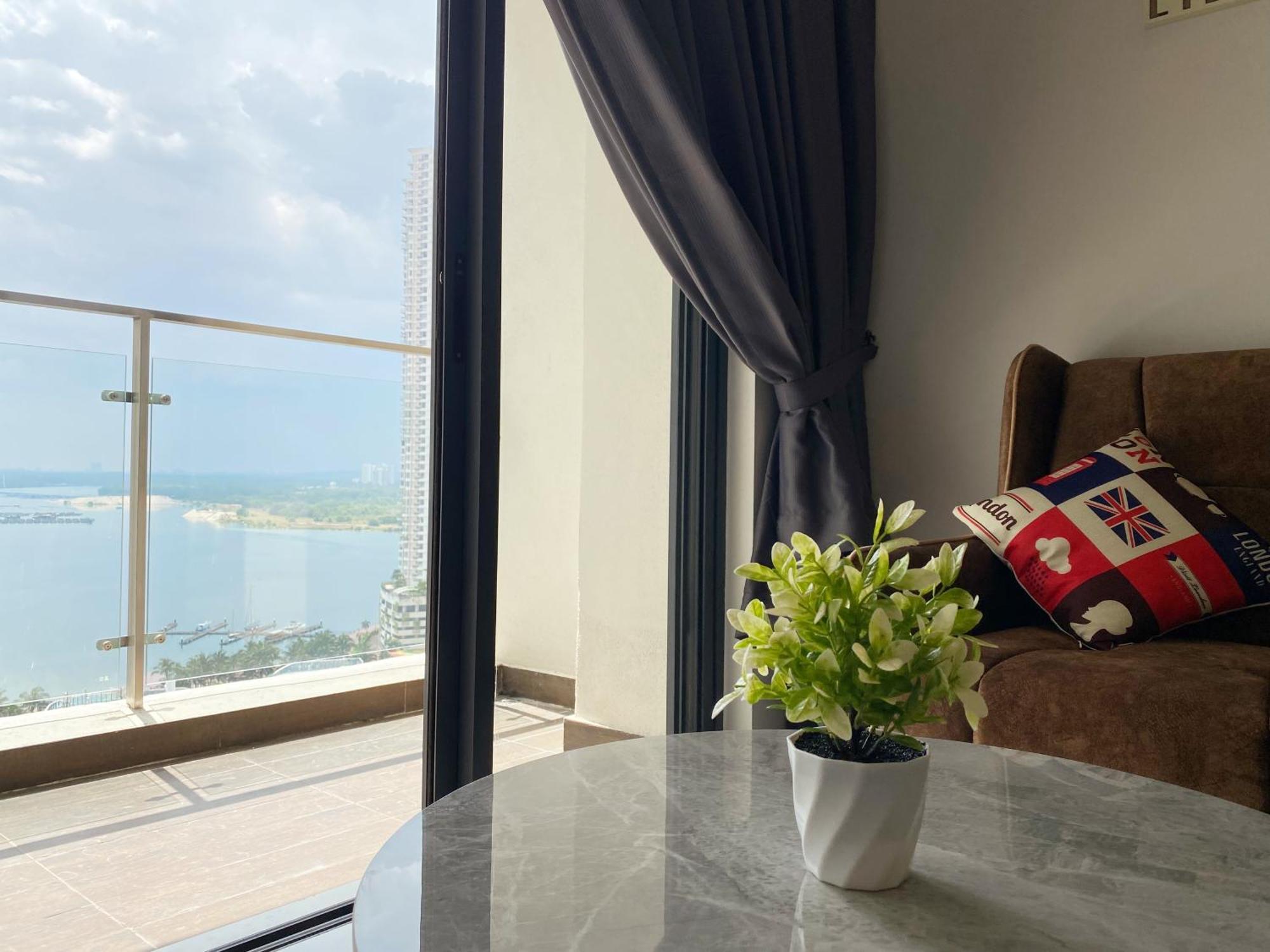 ジョホールバルScenic Country Garden Danga Bay By Lions Bayアパートメント 部屋 写真